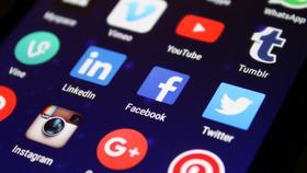 Medium media social media apps social network facebook